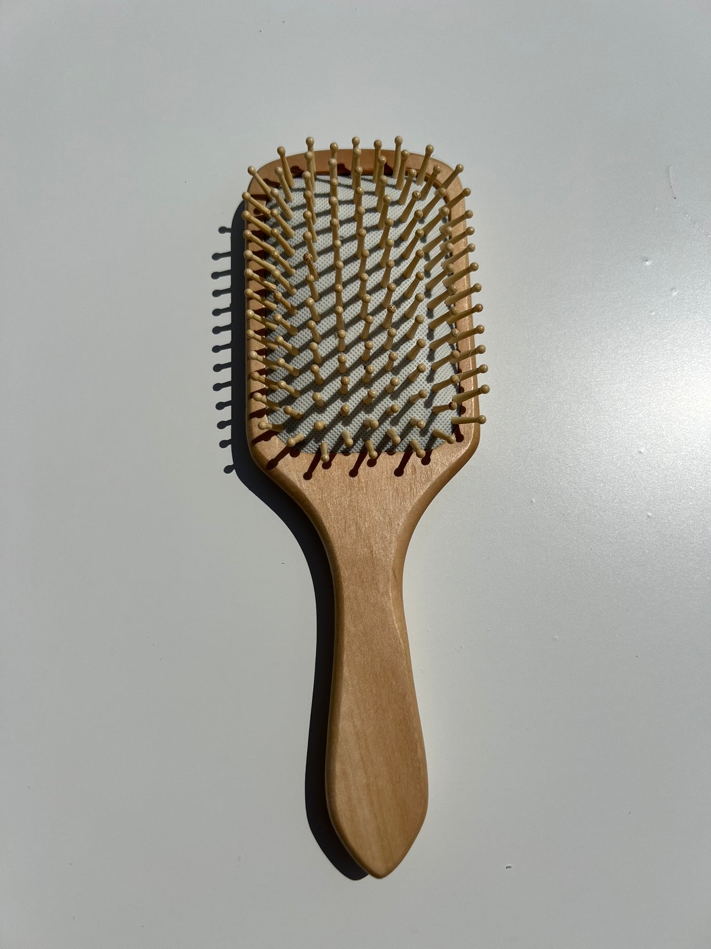 Kartáč s krystalovými kamínky