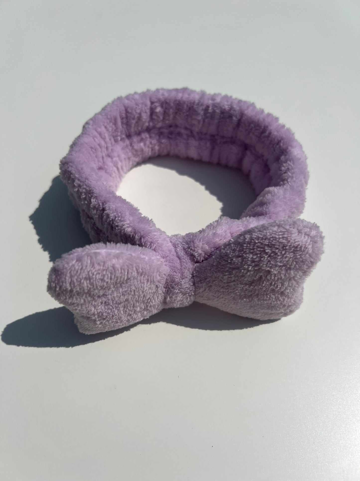 Plyšová čelenka s mašlí – fialová